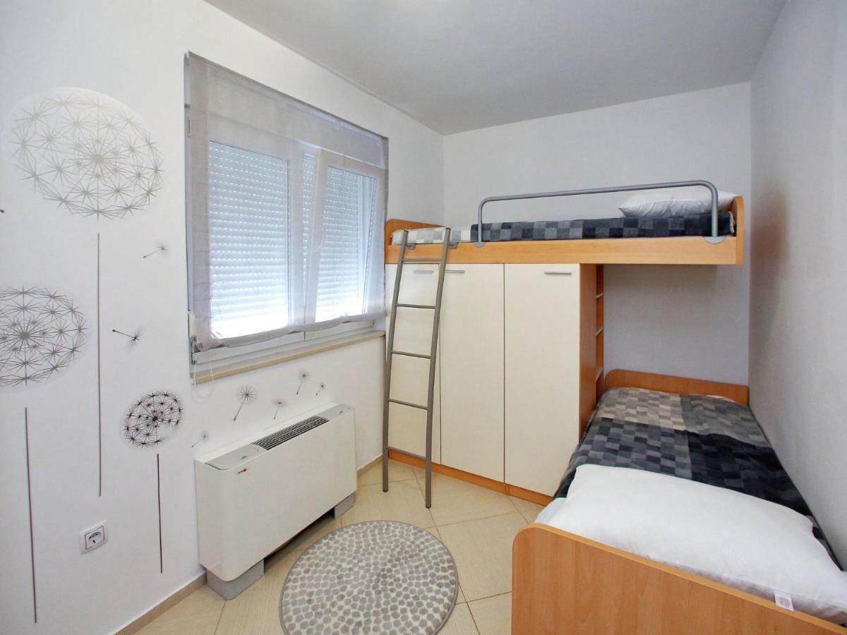 Sun-Kissed Apartment In Bibinje With Garden Eksteriør bilde