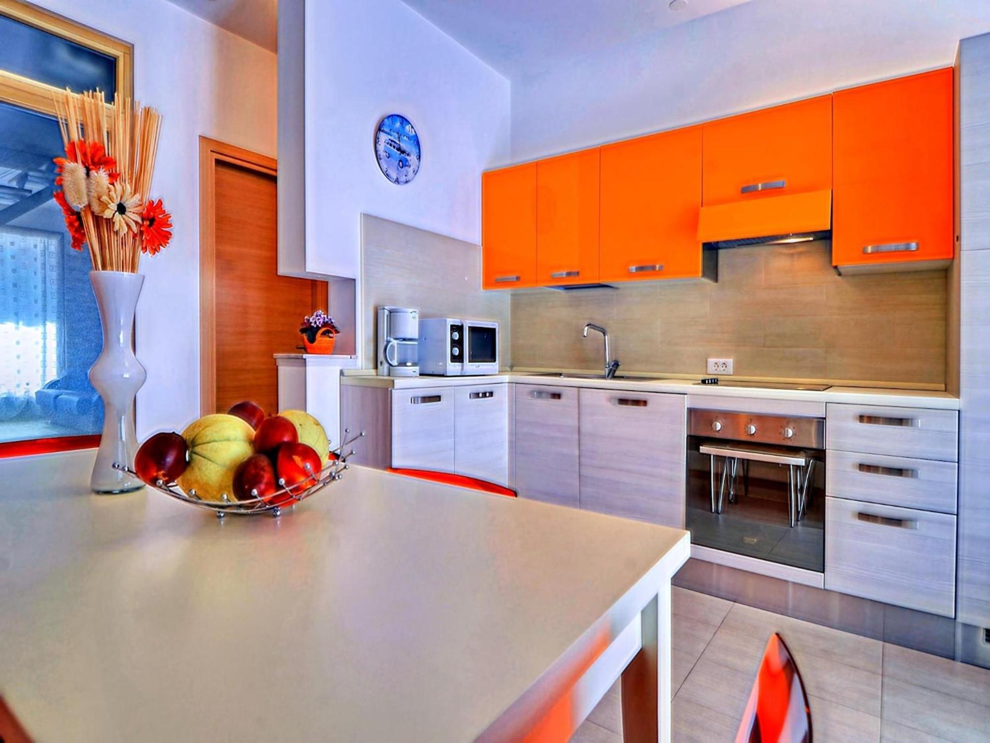 Sun-Kissed Apartment In Bibinje With Garden Eksteriør bilde